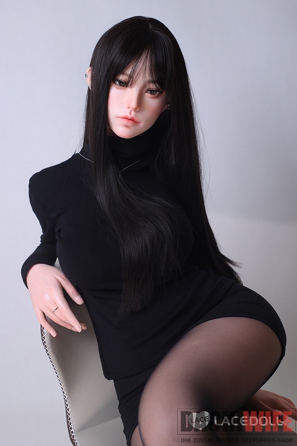 schlanke sexpuppe