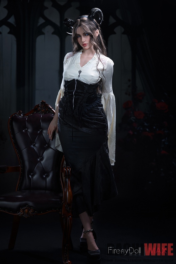 frau mit sexpuppe