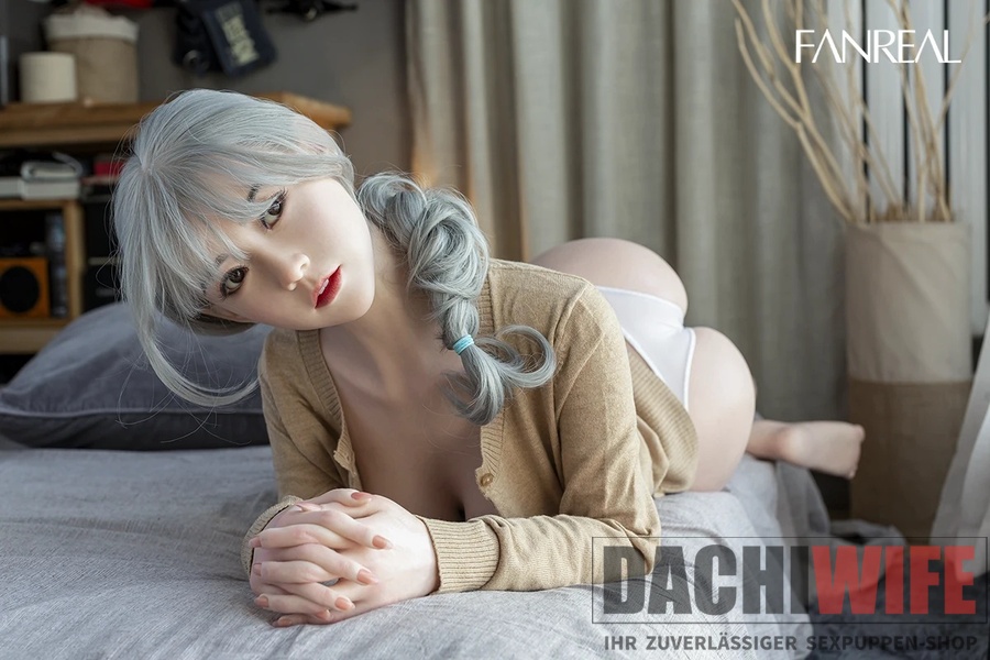blonde sexpuppe